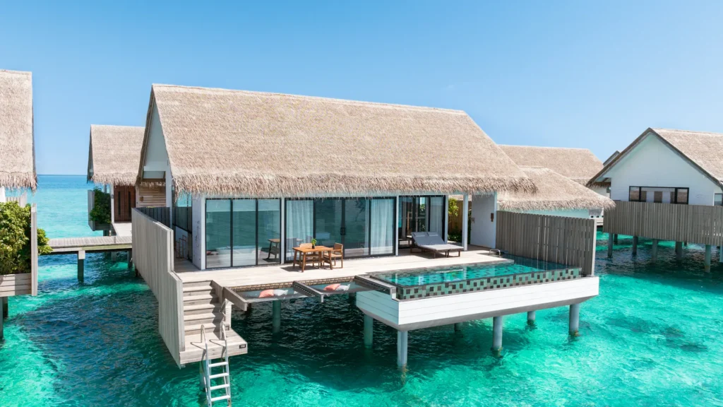 MLEAI_One_Bedroom_Overwater_Suite_with_Pool_exterior