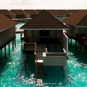 Deluxe Water Pool Villa - Brennia Kottefaru