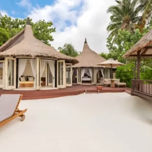 Grand Beachfront Pool Villa - Banyan Tree