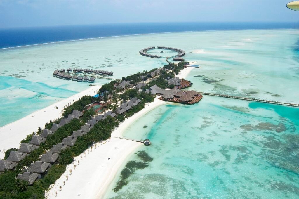 Landscape-Olhuveli-Beach-Resort-Spa-14