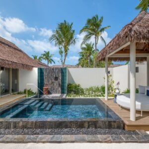 Family Beach Pool - JW Marriott Kaafu Atoll