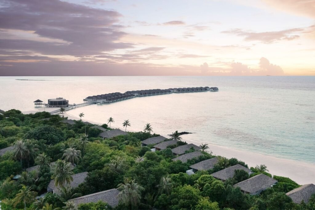 md-mlemd-resort-aerial-view-41671_Classic-Hor