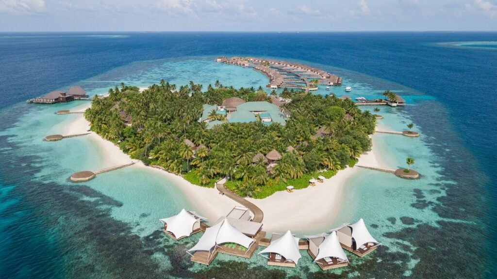 mlewh-island-aerial-view-7691-hor-wide